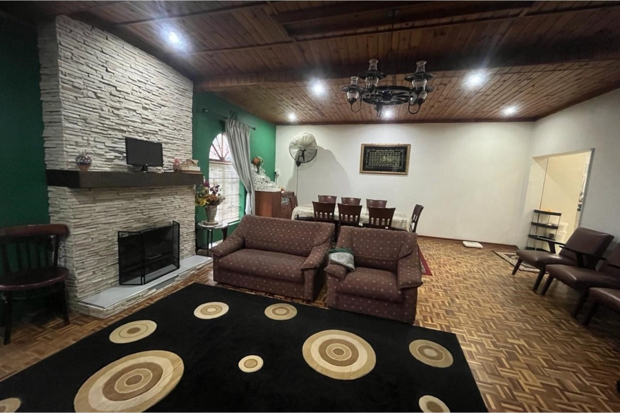 4 Bedroom Property for Sale in Newton Western Cape